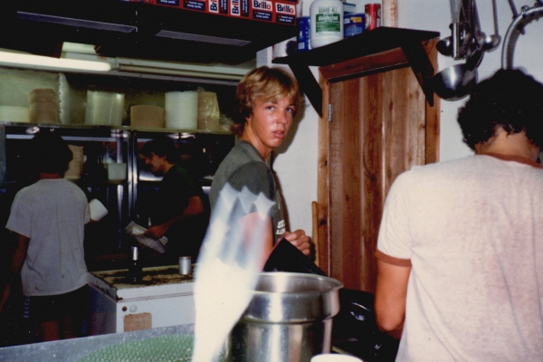 1980s_Kitchen_108